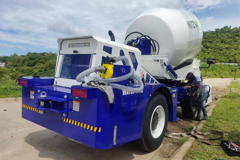 4CBM Self-Loading Concrete Mixer